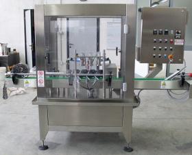 آلات مصممة لتعبئة المنتجات الغذائية السائلة  D-E أو المكثفة 